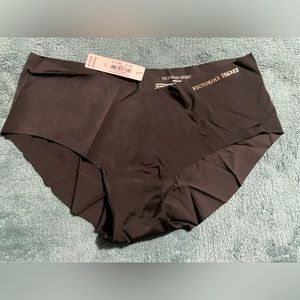 Black hipster hip hugger new with tags small